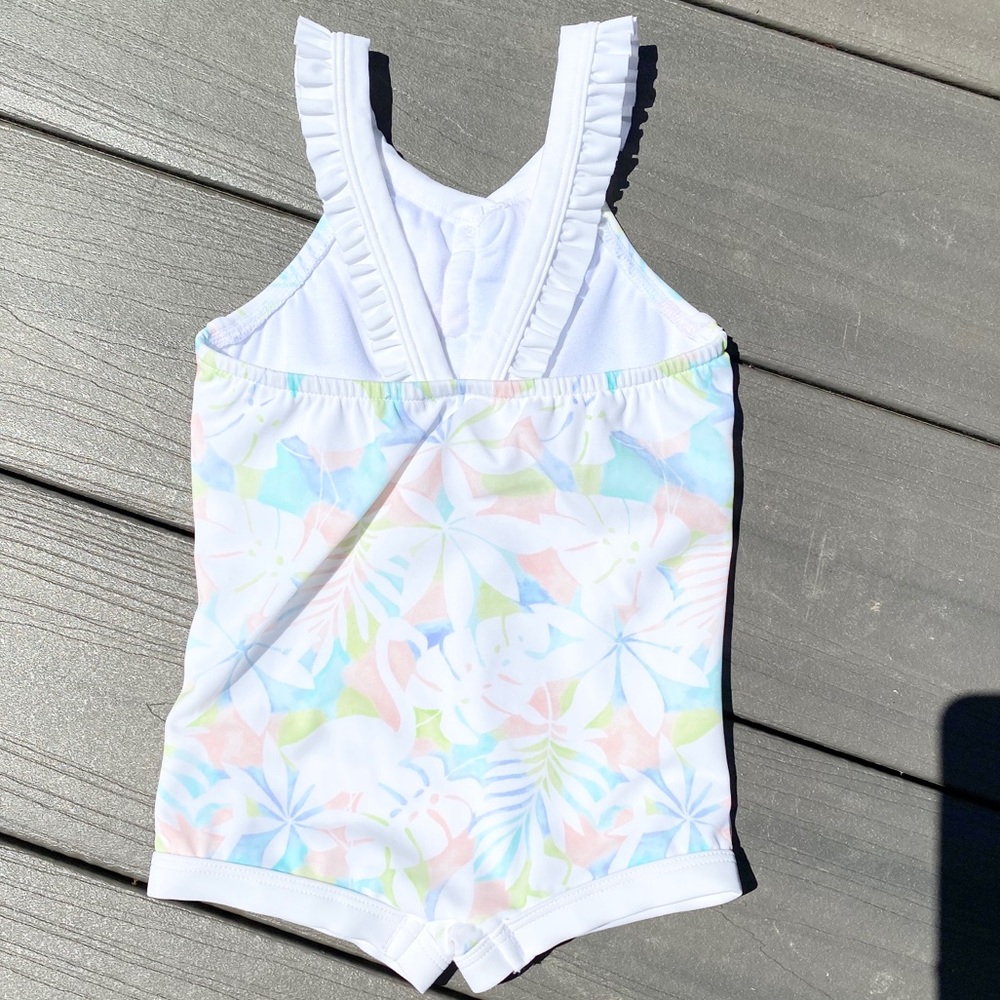 Tropical Swimsuit 🐠🌴🐚 Janie and Jack - Picture 5 of 9